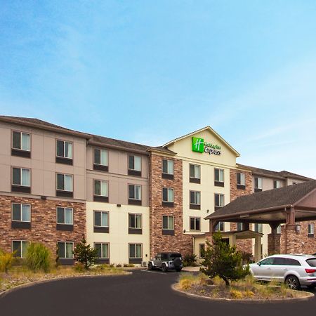 Holiday Inn Express Newport By Ihg Ngoại thất bức ảnh