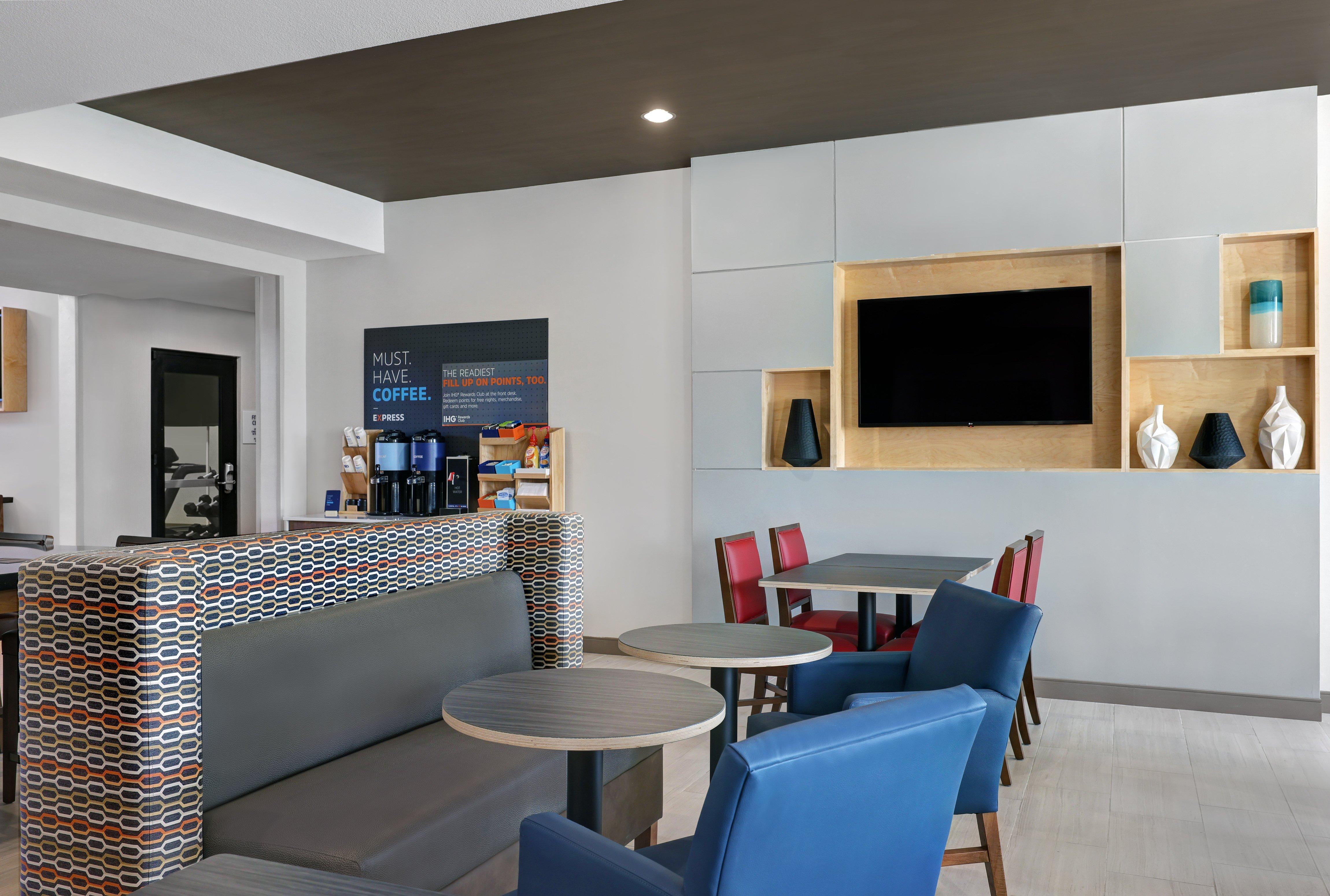 Holiday Inn Express Newport By Ihg Ngoại thất bức ảnh