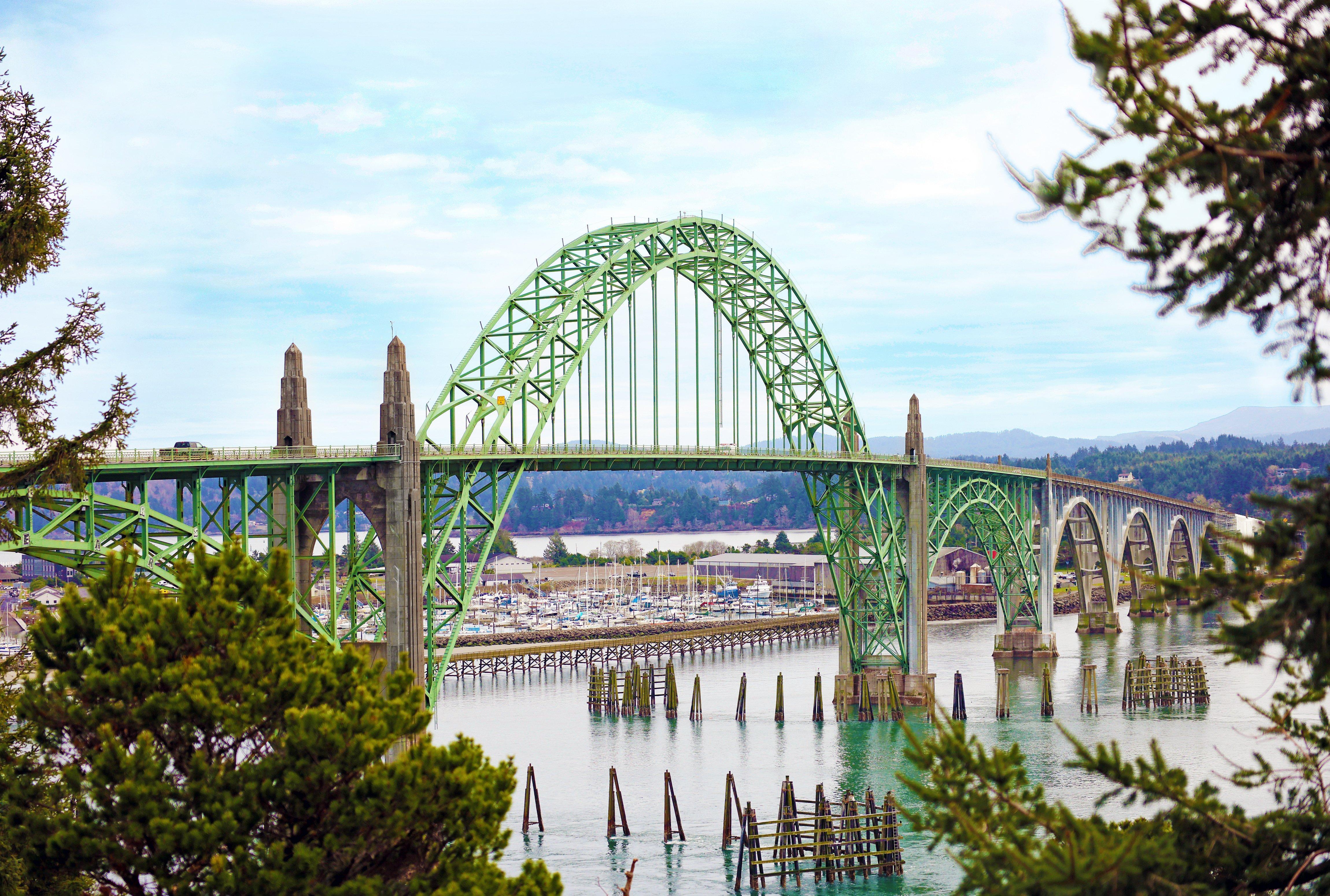 Holiday Inn Express Newport By Ihg Ngoại thất bức ảnh