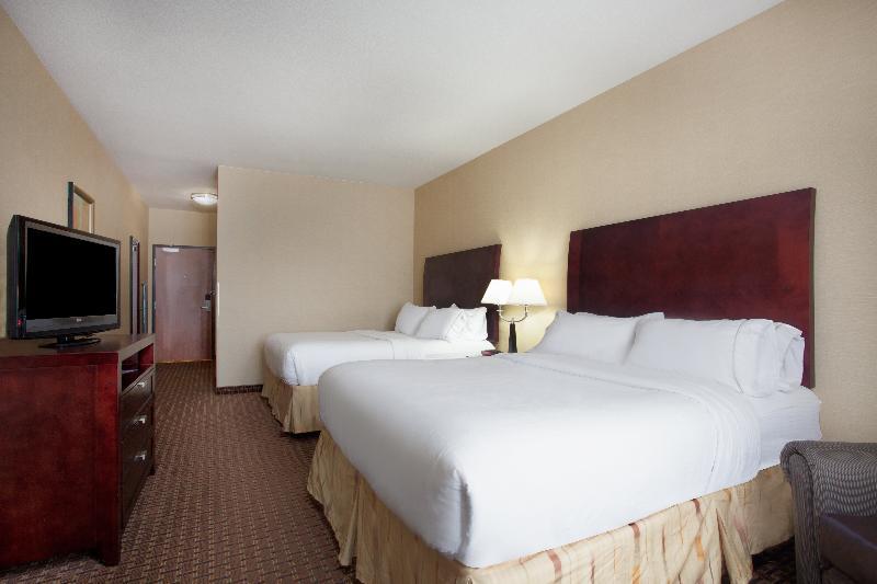 Holiday Inn Express Newport By Ihg Ngoại thất bức ảnh